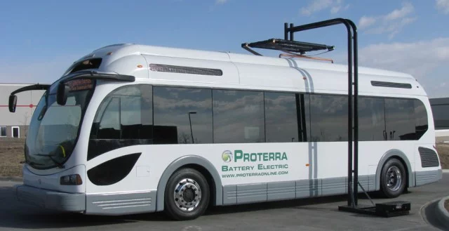 Изначально зарядка Proterra не использовала сложных технических решений.